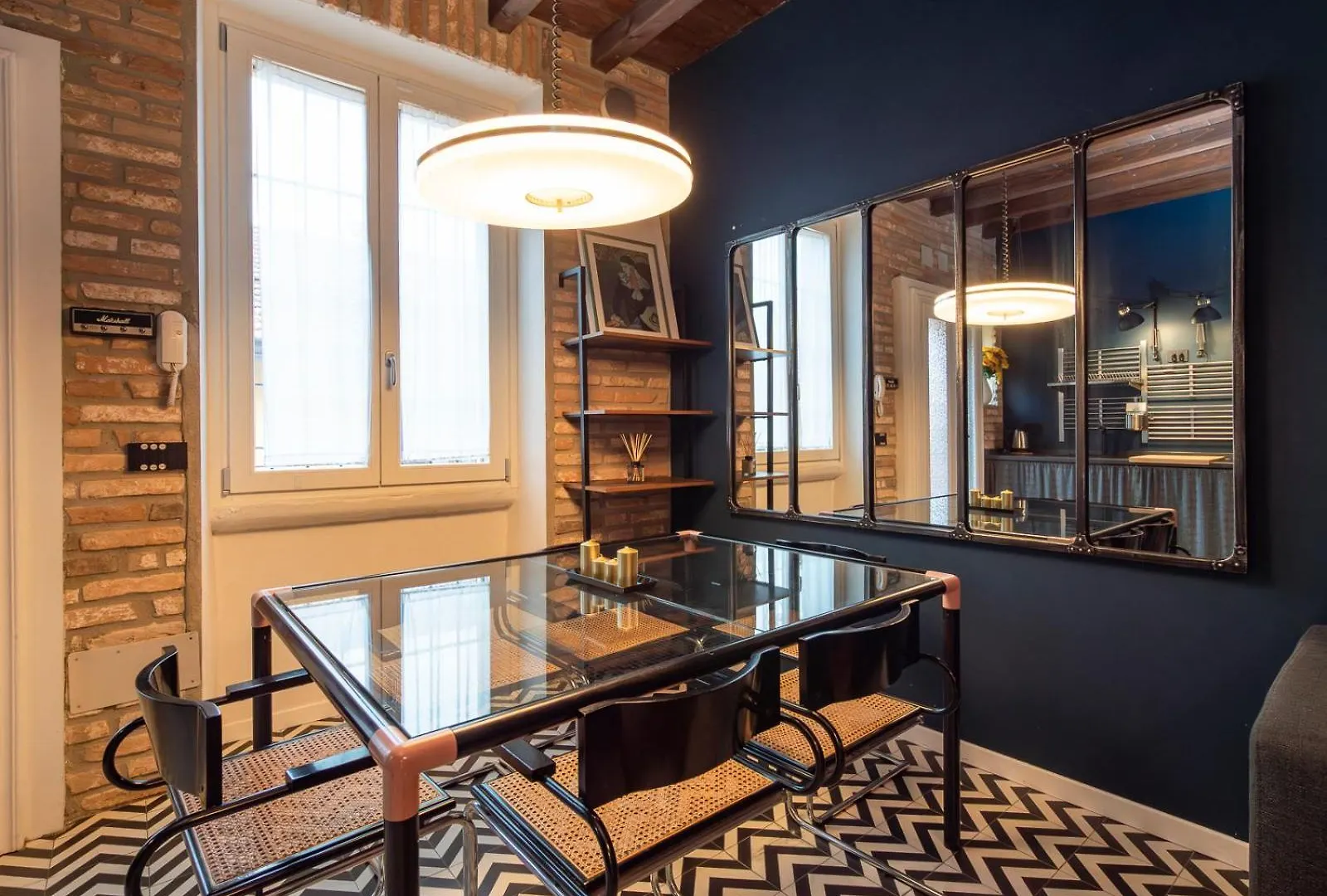 Design Apartment - Bernardino De Conti 6 Milan 0*,  Italy